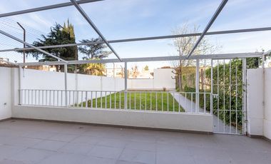 Dpto. 3 ambientes planta baja con 150 m² de jardín privado – San Fernando, PBA - Reciclado a nuevo