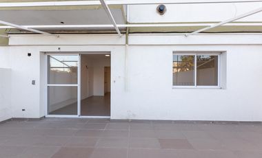 Dpto. 3 ambientes planta baja con 150 m² de jardín privado – San Fernando, PBA - Reciclado a nuevo