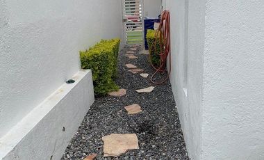RENTA CASA AMUEBLADA CON ALBERCA TEQUISQUIAPAN