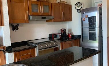 RENTA CASA AMUEBLADA CON ALBERCA TEQUISQUIAPAN