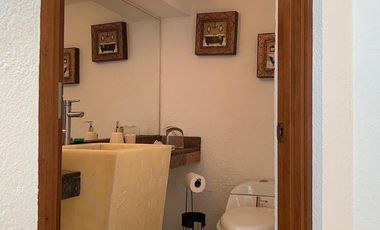 RENTA CASA AMUEBLADA CON ALBERCA TEQUISQUIAPAN