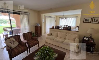 Casa en  venta Barrio Santa Catalina Villanueva