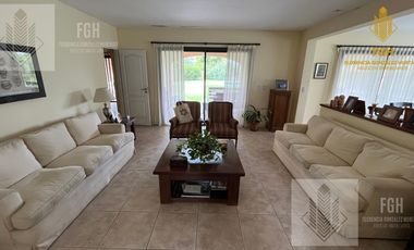 Casa en  venta Barrio Santa Catalina Villanueva