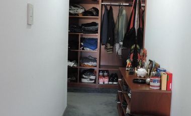 Venta - Casa con fondo y pileta - Lanús Este