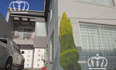 Venta - Casa con fondo y pileta - Lanús Este