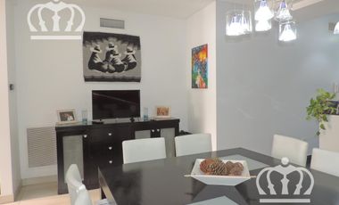 Venta - Casa con fondo y pileta - Lanús Este