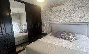 EXCELENTE CASA A LA VENTA, LISTA PARA MUDARSE SE ACEPTAN PERMUTAS POR CASAS EN ZONA NORTE