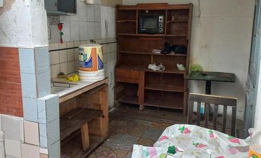 MEJICO 4400 - CASA   LOCAL   GALPON - LOTE 240 MTS - V.MARTELLI - VENDE -