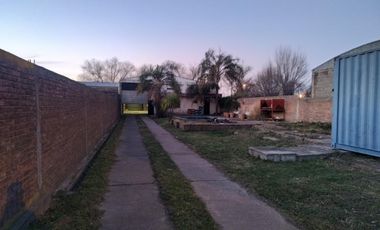 VENTA - Galpón sobre Ruta 9 - Roldán