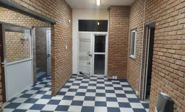 VENTA - Galpón sobre Ruta 9 - Roldán