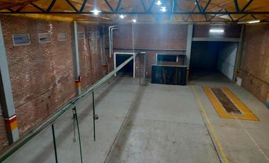 VENTA - Galpón sobre Ruta 9 - Roldán