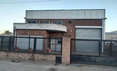 VENTA - Galpón sobre Ruta 9 - Roldán