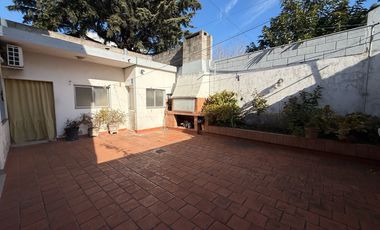 Casa en Venta ambientes - El Palomar - Apto credito