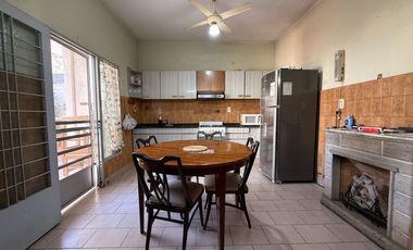 Casa en Venta ambientes - El Palomar - Apto credito