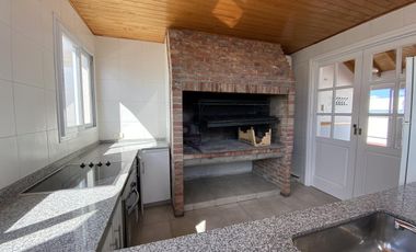 Departamento 3 ambientes con cochera en venta en Quilmes