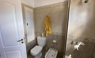 Departamento 3 ambientes con cochera en venta en Quilmes