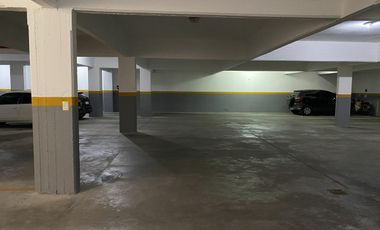 Departamento 3 ambientes con cochera en venta en Quilmes