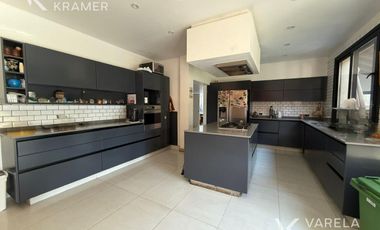 Casa en Venta en Rioja al 4000