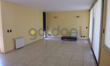 Casa en Venta con Piscina en Fincas de Iraola Dos