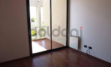 Casa en Venta con Piscina en Fincas de Iraola Dos