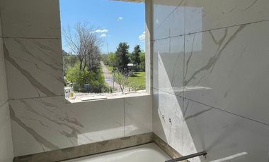 Duplex Venta VILAGO Nordelta 3 hab. 3 baños   dep. terraza c/pergola   coch y baul - VISTA RIO