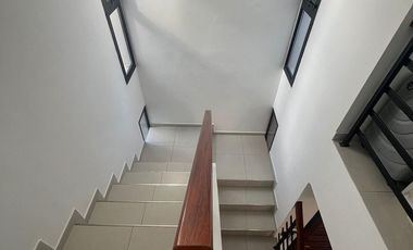 CASA LISTA PARA ENTRAR A VIVIR SOBRE ALMIRANTE BROWN