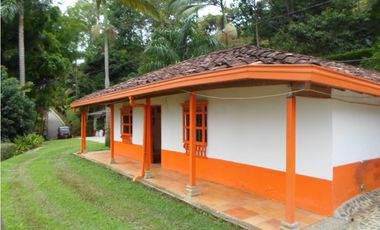 VENTA  DE FINCA EN  AMAG - SUROESTE ANTIOQUEÑO