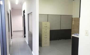 Se vende oficina en calle 50, Ph Morica