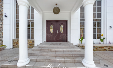 ALQUILER CASA RESIDENCIAL  EN ALTOS DEL GOLF -(4)