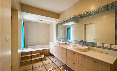 ALQUILER CASA RESIDENCIAL  EN ALTOS DEL GOLF -(4)