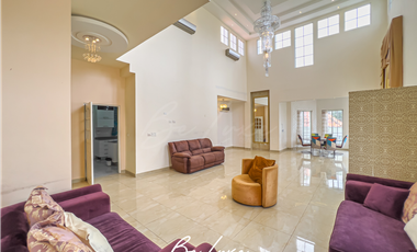 ALQUILER CASA RESIDENCIAL  EN ALTOS DEL GOLF -(4)