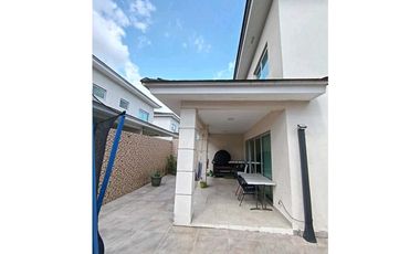 VENTA DE CASA EN ALTOS DEL PARQUE ALTA PLAZA 264M2 JP