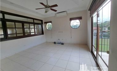 ALQUILER CASA CON PISCINA 4 RECAMARAS CAMINO DE CRUCES MLD