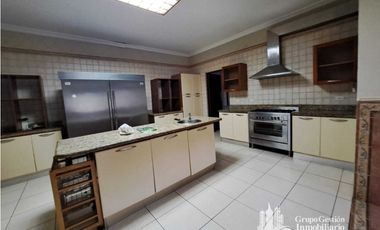 ALQUILER CASA CON PISCINA 4 RECAMARAS CAMINO DE CRUCES MLD