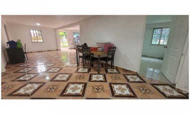 Casa en esquina - Venta - Diablo - Ancón