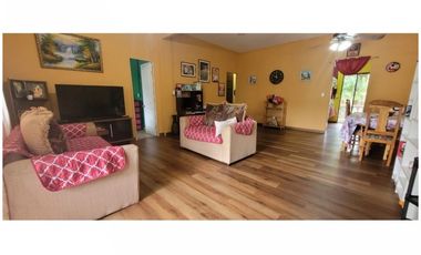 Casa en esquina - Venta - Diablo - Ancón