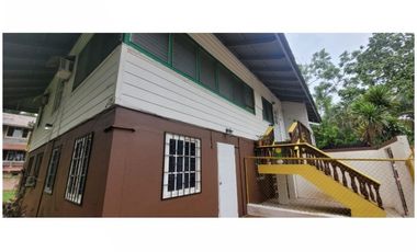 Casa en esquina - Venta - Diablo - Ancón