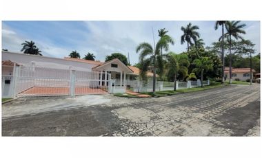 Bella Casa Alquiler amoblada Howard