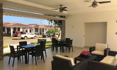 COSTA VERDE / SPRING HILLS  / 3 HABITACION / 260M / PATIO / AMOBLADA