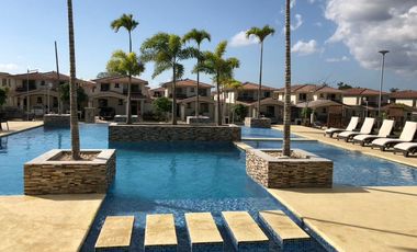 COSTA VERDE / SPRING HILLS  / 3 HABITACION / 260M / PATIO / AMOBLADA