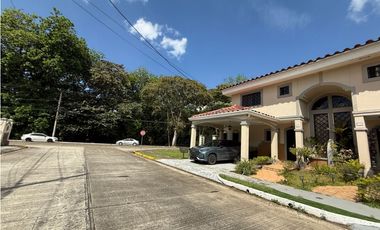 ALQUILER DE CASA AMOBLADA EN ALBROOK - PH VILLA DI FIRENZE