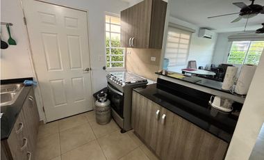 CORONADO / PH PARAISO VILLAGE / 115M / 3 HABITACION / SEMI AMOBLADO