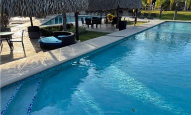 CORONADO / PH PARAISO VILLAGE / 115M / 3 HABITACION / SEMI AMOBLADO