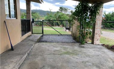 ALQUILER DE CASA EN BOQUETE AMOBLADA 1060 M.S.N.M