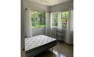 ALQUILER DE CASA EN BOQUETE AMOBLADA 1060 M.S.N.M