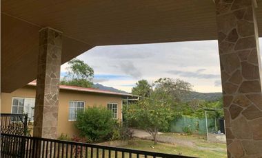 ALQUILER DE CASA EN BOQUETE AMOBLADA 1060 M.S.N.M