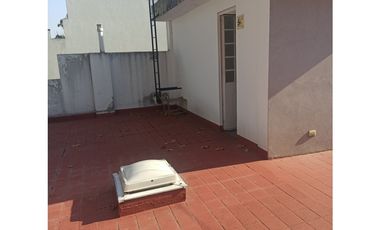 SAAVEDRA CASA 7 AMBIENTES CON JARDIN Y PARRILLA