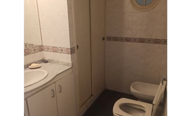 SAAVEDRA CASA 7 AMBIENTES CON JARDIN Y PARRILLA