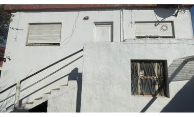 CHALET Y DOS  DEPARTAMENTOS