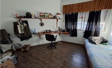 CASA HUEMUL ESQUINA ALBARRACIN